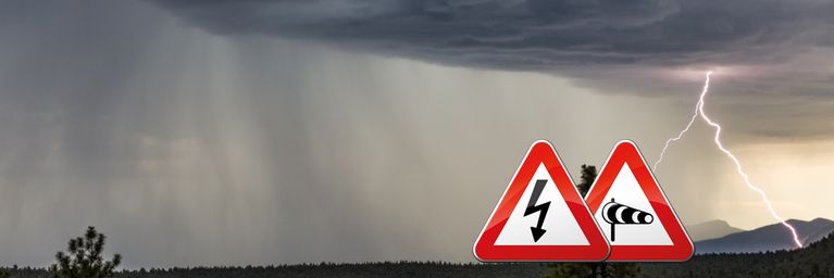 wetter.com Starke Gewitter mit Hagel und Sturmböen! Starke Gewitter mit Hagel und Sturmböen!