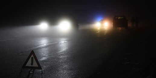 Achtung! Hier droht Glätte durch gefrierende Nässe