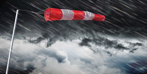 Bombenzyklon zieht mit Sturmböen und Regen rein