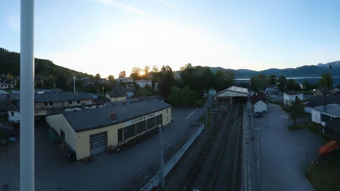 HD Live Webcam Bahnhof Attersee am Attersee