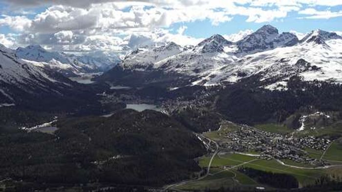 HD Live Webcam St. Moritz - Muottas Muragl 2.456m