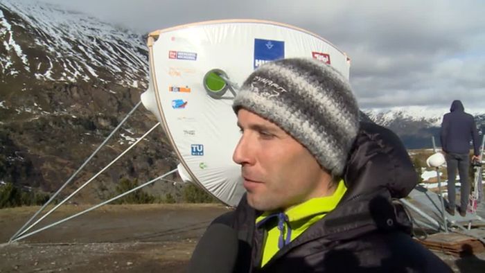 Künstliche Wolke produziert Pulverschnee auf Knopfdruck