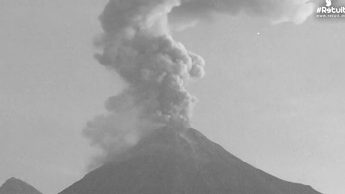 Vulkanausbruch: Colima spuckt Bimsstein und Asche