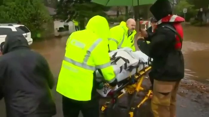 Unwetter! Überflutungen und Erdrutsche in Oregon Unwetter! Überflutungen und Erdrutsche in Oregon
