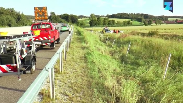 Horror-Crash bei Regensburg: Zeugensuche nach Todesfahrt