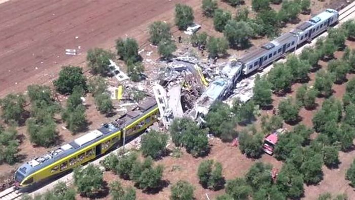 Frontalcrash: Viele Tote bei Zugunglück in Italien