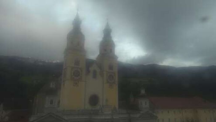 HD Live Webcam Brixen - Bresanone - Eisacktal - Domplatz