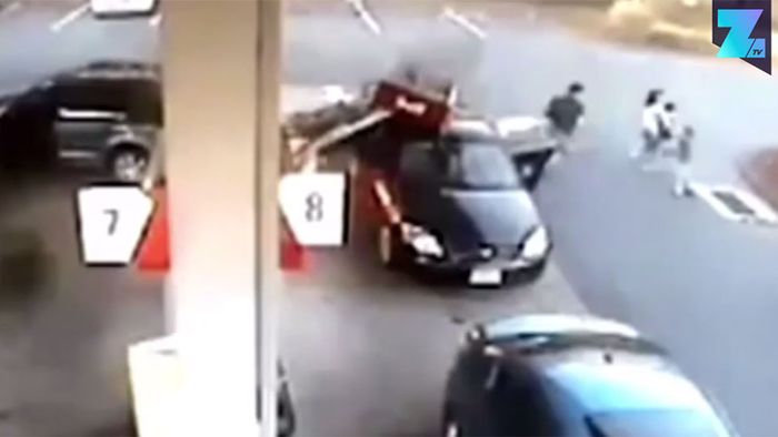 Tankstellen-Explosion! Mutter rettet Kinder aus Flammen