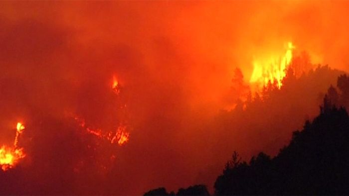 Heftige Waldbrände in Kalifornien