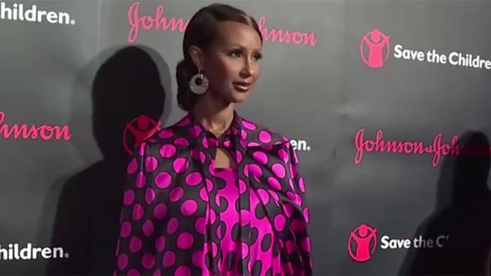 Iman Abdulmajid: Witwe von David Bowie strahlt wieder