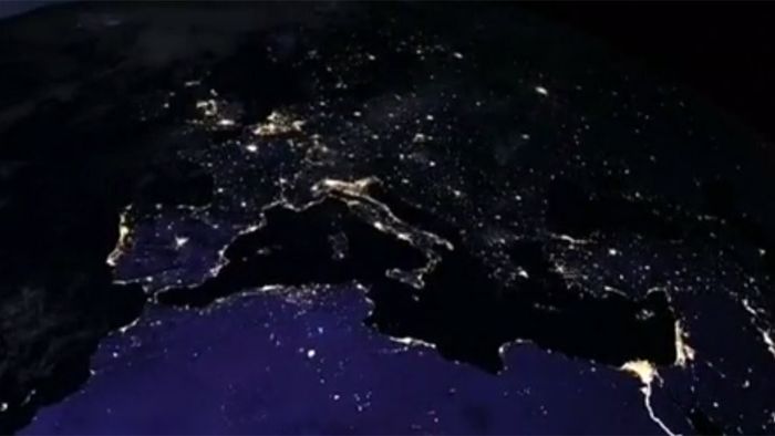 Faszinierende Aufnahmen von der Erde bei Nacht