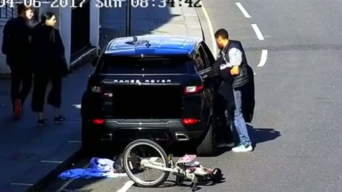 Dumm gelaufen! Dieb bei Autoeinbruch gefilmt Dumm gelaufen! Dieb bei Autoeinbruch gefilmt