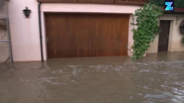 Abgesoffen: Bayerisches Dorf komplett überflutet