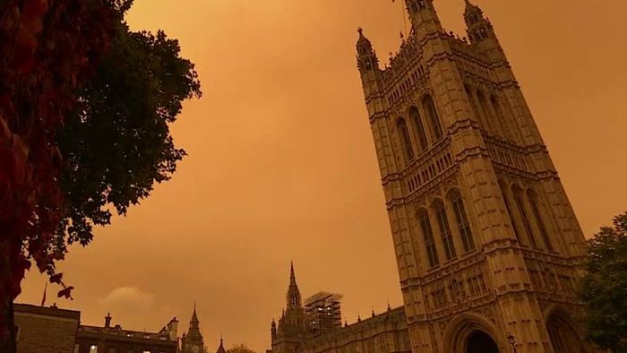 OPHELIA färbt Himmel über London blutrot