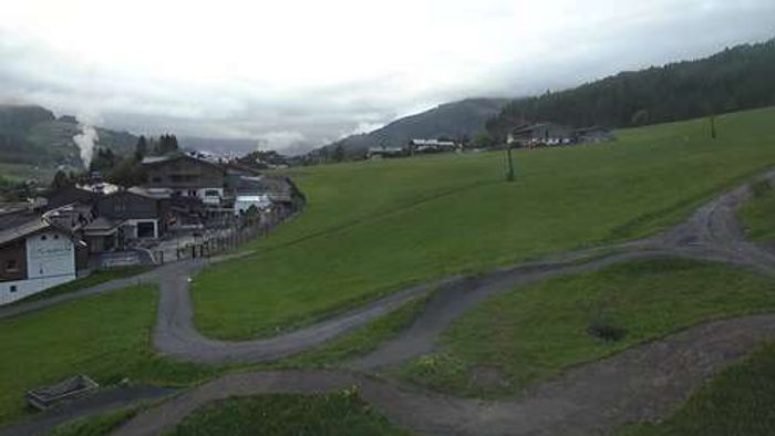 HD Live Webcam Leogang - Pinzgau - Talstation Asitzbahn