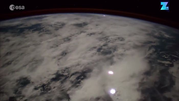 Weltraum-Bilder: So schön ist Gewitter von oben