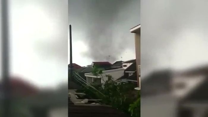 Dutzende Verletzte: Tornado fegt über Java