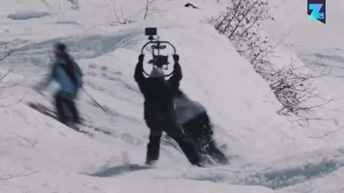 Spektakuläre Sprünge: Freeski-Stunts in Alaska