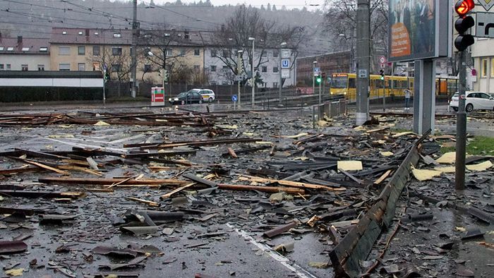Schäden und Chaos: Orkan BURGLIND wütet in Deutschland