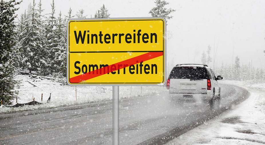 Wie verhalten sich Sommerreifen im Schnee?