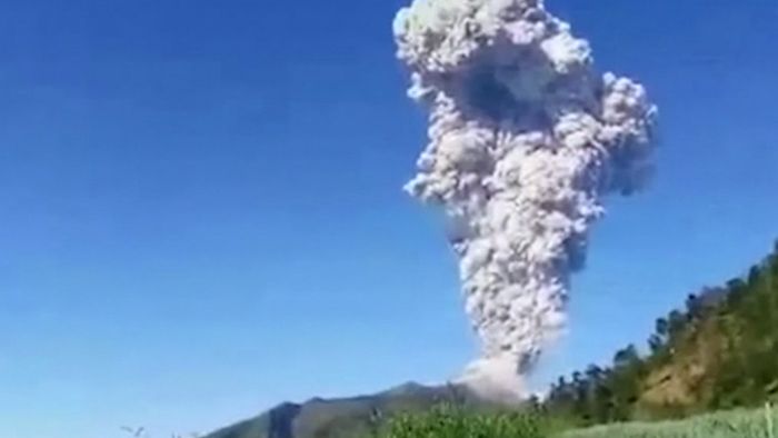  Vulkanausbruch Merapi  Asche ber Indonesien wetter com