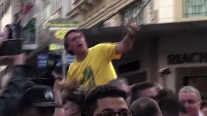Video zeigt Messerattentat auf brasilianischen Präsidentschaftskandidaten Video zeigt Messerattentat auf brasilianischen Präsidentschaftskandidaten