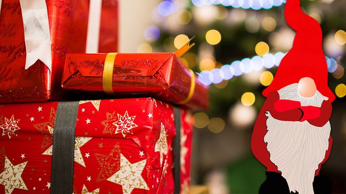 In Schweden, Norwegen und Finnland bringt ein Wichtel die Weihnachtsgeschenke.