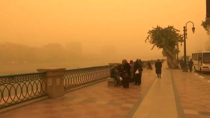 Alarmstufe Orange: Sandsturm fegt über Kairo