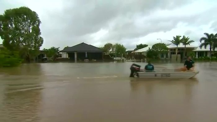 Queensland richtet sich auf Jahrhundertflut ein