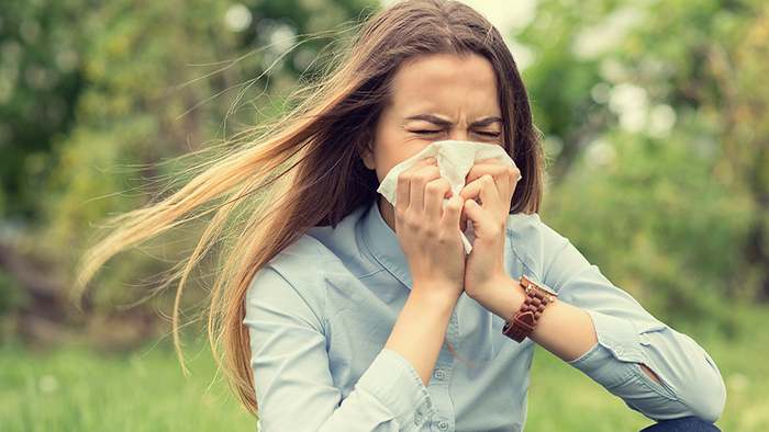 Heuschnupfen und Erkältung haben unterschiedliche Symptome.