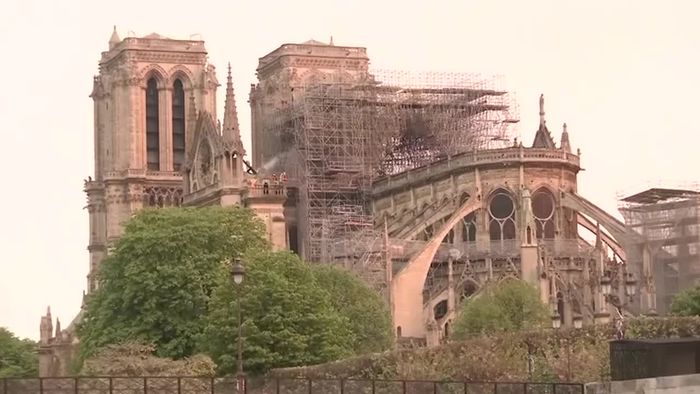 Nach Feuer in Notre-Dame: Frankreich unter Schock
