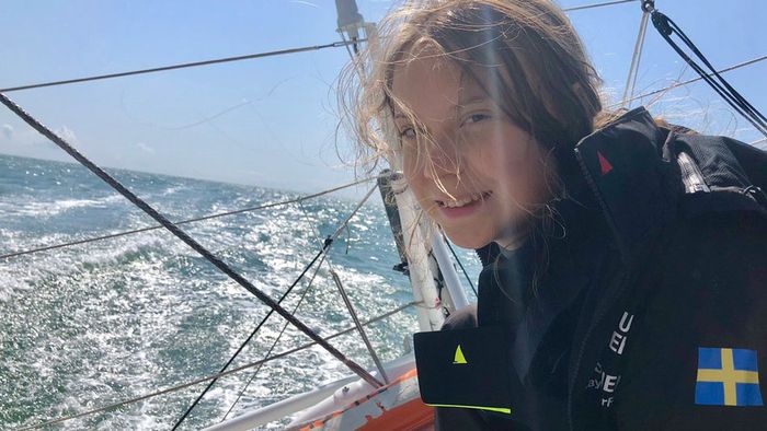 Meterhohe Wellen: Sturmtief erschwert Greta Thunbergs Segel-Reise