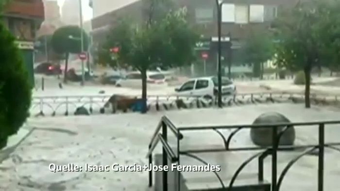 Unwetteralarm: Regenmassen bringen Madrid zum Stillstand