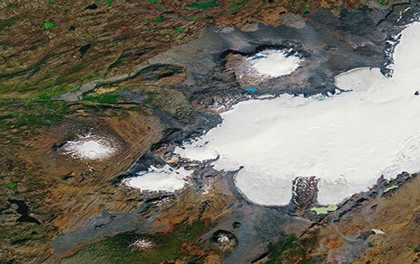 Der Okjökull Gletscher im Westen von Island auf dem Vulkanberg Ok. Das Bild wurde am 14. September 1986 gemacht.