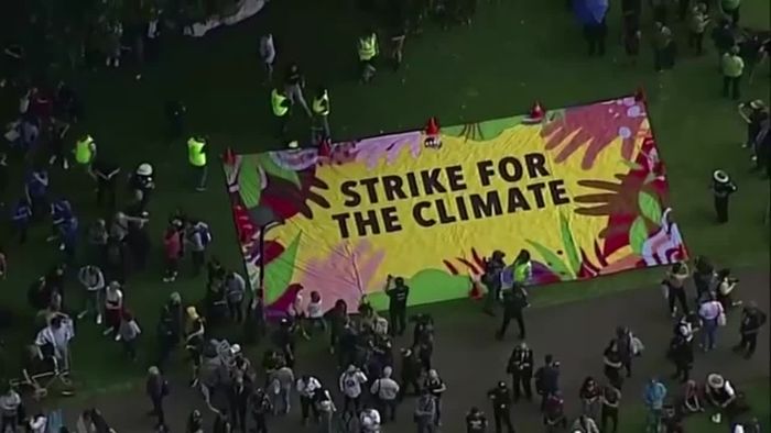 Australien macht den Anfang: Weltweite Proteste für Klimaschutz