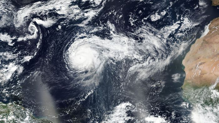 Extremer Hurrikan: Erst Azoren, und dann?