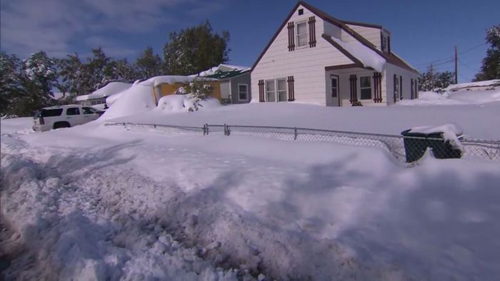 Wintereinbruch! Heftiger Schneesturm überrascht Montana