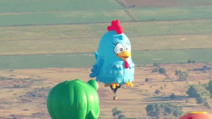 Spektakuläre Show: 500 Heißluftballons steigen in den Himmel