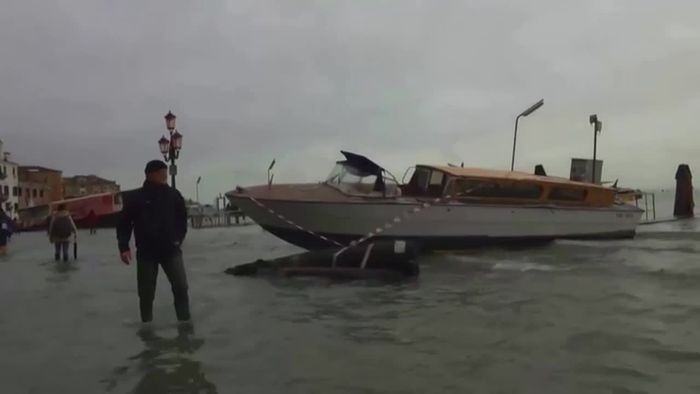 Hochwasser in Venedig auf Rekordniveau