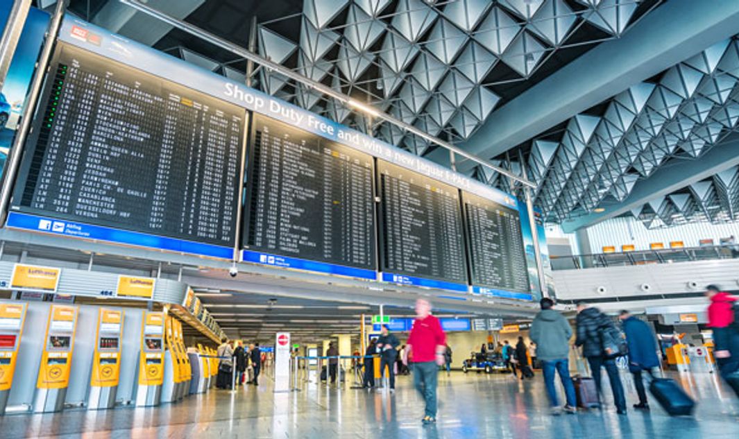 Fliegen In Corona Zeiten Diese Regeln Gelten Am Flughafen Wetter Com