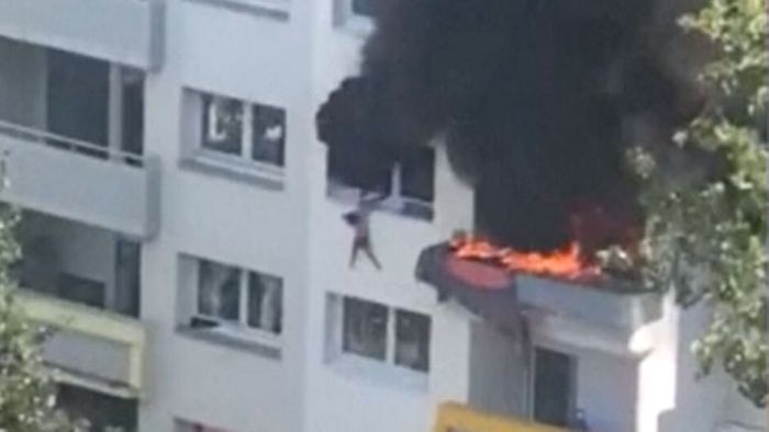 Wohnungsbrand: Zwei Jungen retten sich mit Sprung aus dem dritten Stock