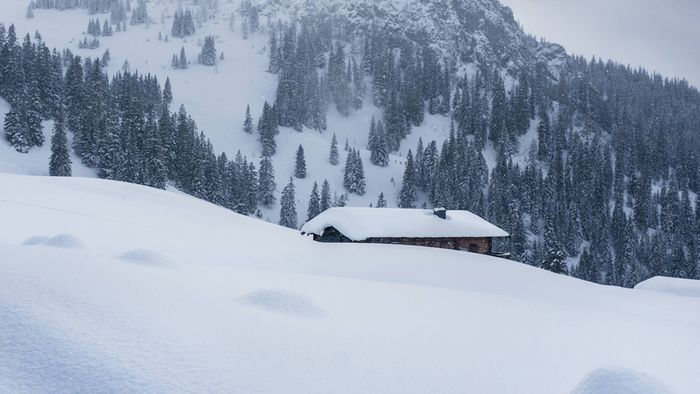 Wintereinbruch in den Alpen! Über einen halben Meter Schnee