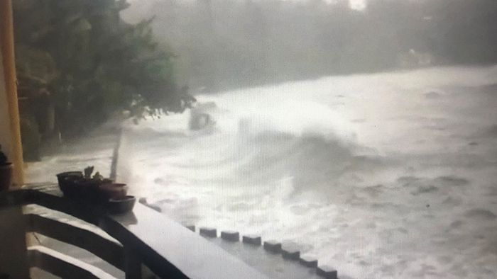 MOLAVE schlägt zu - Philippinen vom 17. Taifun des Jahres getroffen