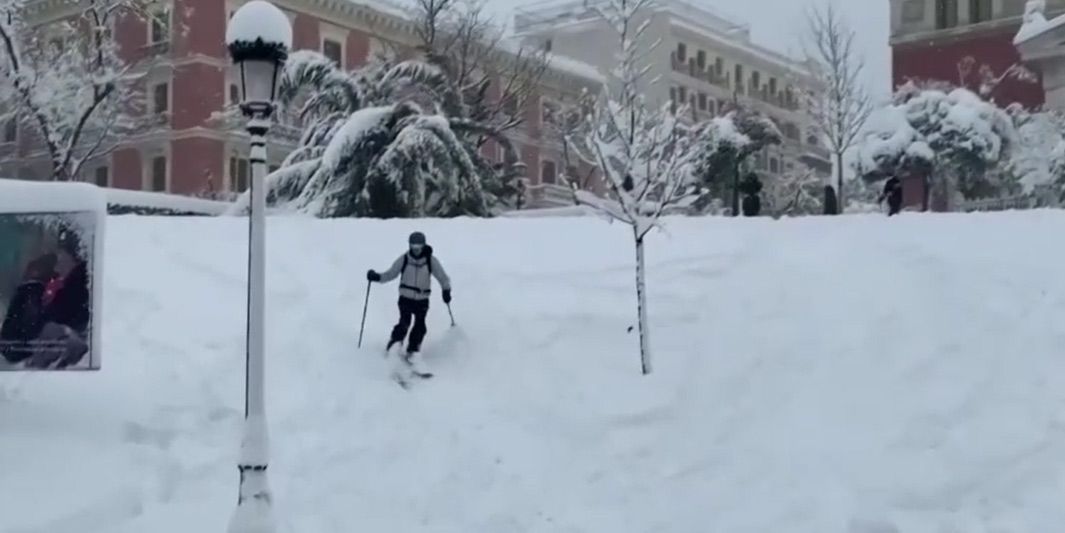 Schnee In Der Sahara Das Steckt Dahinter Wetter Com