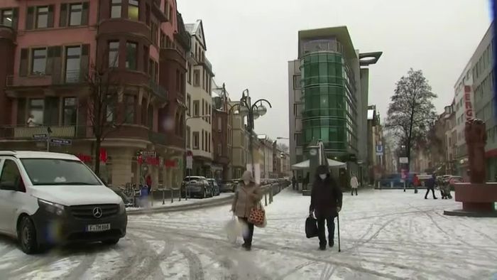 Winter bringt Schnee und Matsch in Teile Deutschlands