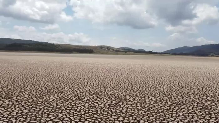 Klimawandel lässt Naturparadies sterben: Beliebter See trocknet aus