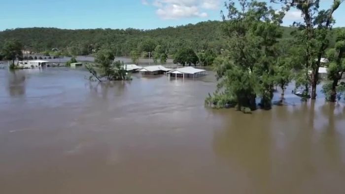 Erste Todesopfer bei Jahrhundert-Hochwasser in Australien