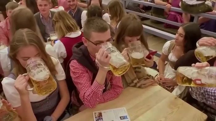 Münchener Oktoberfest wegen Corona-Pandemie erneut abgesagt
