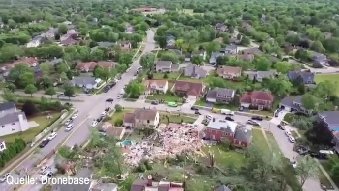 "Extrem gefährlicher Tornado" pflügt durch Wohnsiedlung