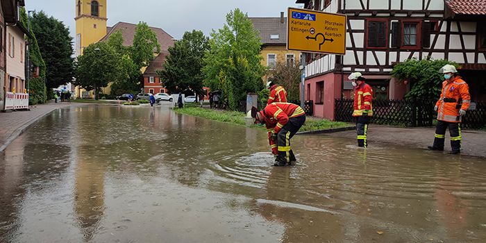Unwetter in mehreren Bundesländern: Starkregen sorgt für Überflutungen - Vimarsana News
